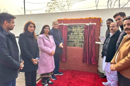 Chief Minister Bhagwant Mann and Cabinet Minister Sanjeev Arora at the inauguration of Punjab’s first dog sanctuary in Ludhiana, with officials and staff present.