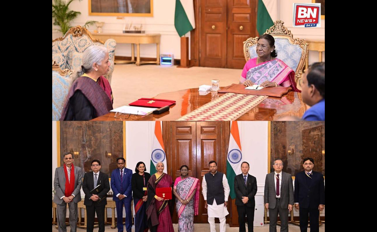 Finance Minister Nirmala Sitharaman Reaches Rashtrapati Bhavan Ahead of Budget